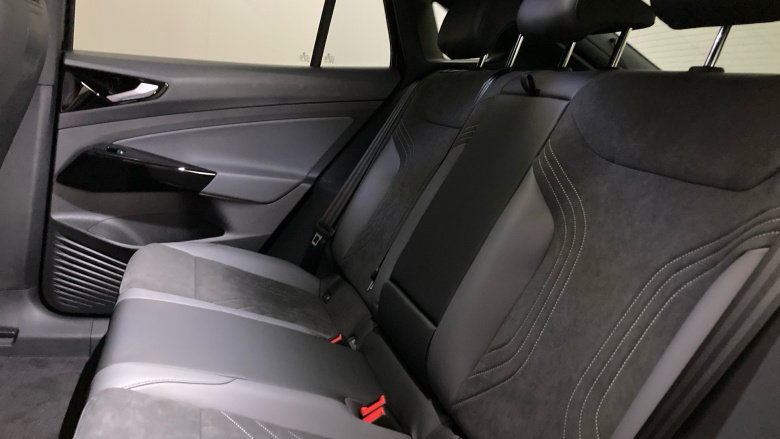 Volkswagen ID.5 210kW Essential Pro 77kWh 5dr Auto Electric Coupe